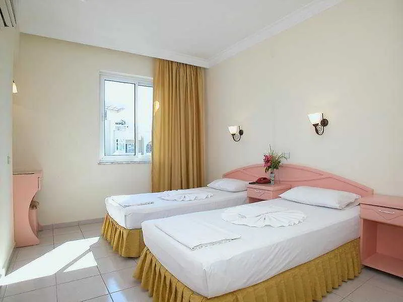Club Sunsmile Aparthotel Μαρμαρίς